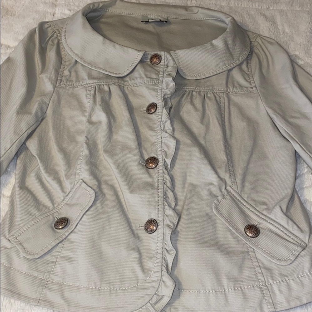 Loft Beige Ruffle Jacket  Size M - Picture 7 of 9